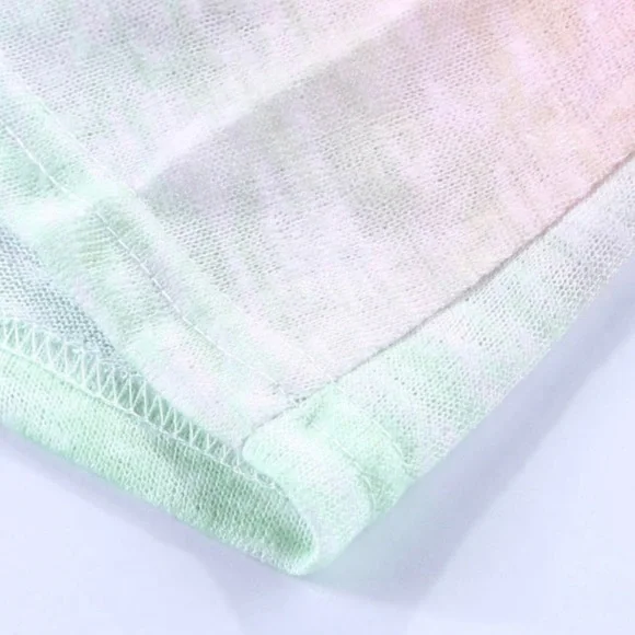 Ombré Tank Top - Picture 7 of 10